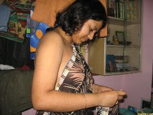 Abitha Aunty_83.jpg